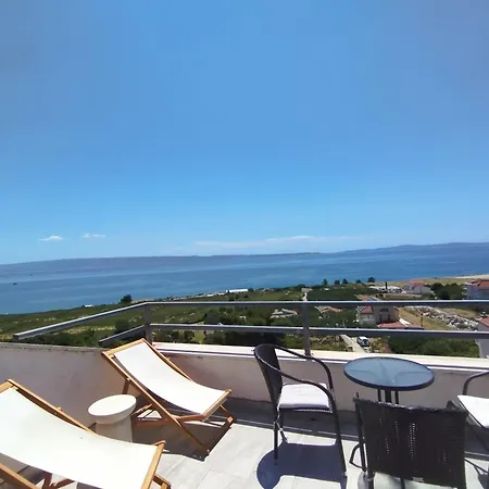 Апартаменти Sea View With Terrace Near The