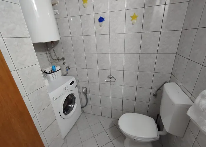 Sea View With Terrace Near The Apartman