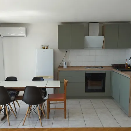 Sea View With Terrace Near The Apartman *